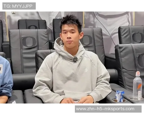 林葳首秀表现稳健俄勒冈大学篮球队社媒盛赞其10分4助的出色发挥