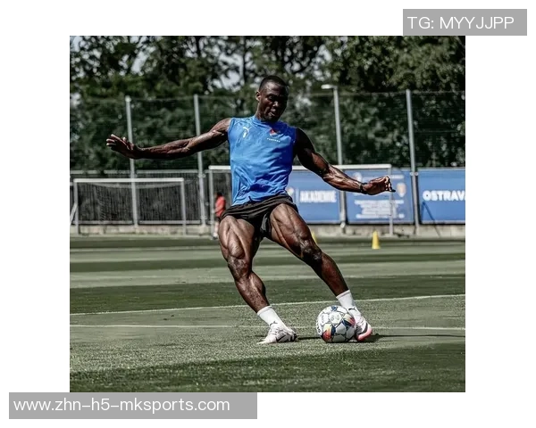 欧洲球探对李昊185万欧要价表示质疑认为合理价格应在30至50万之间