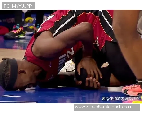 巴特勒伤后坚强微笑令人动容让我想起科比断跟腱后仍能罚球的传奇时刻 巴特勒伤后坚强微笑令人动容让我想起科比断跟腱后仍能罚球的传奇时刻