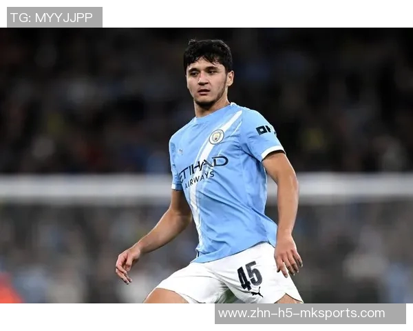 弗赖堡门将阿图伯鲁今夏或转会多家欧洲豪门争抢 弗赖堡门将阿图伯鲁今夏或转会多家欧洲豪门争抢