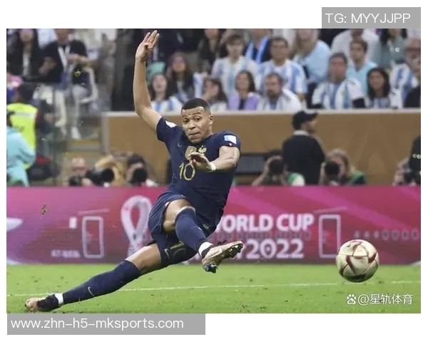 法媒报道姆巴佩弟弟伊桑遭遇右大腿肌腱断裂伤情预计缺阵两个月以上